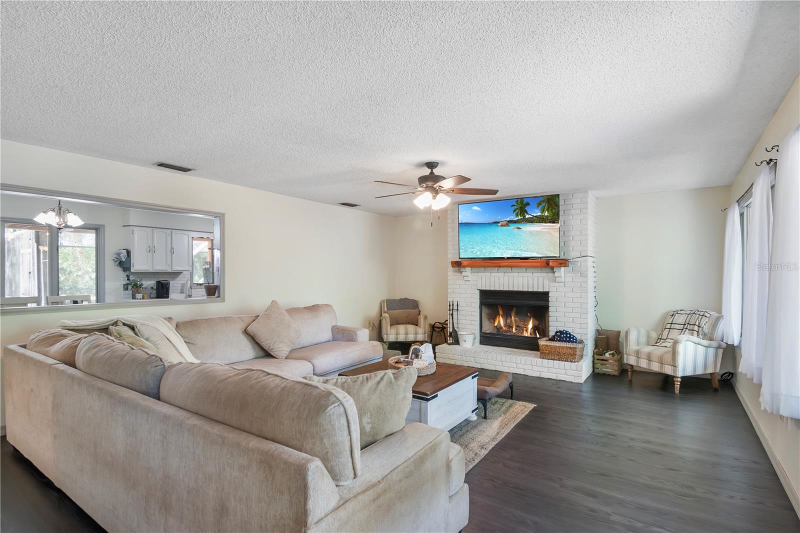 MEADOWBROOK RANCHES - Residential