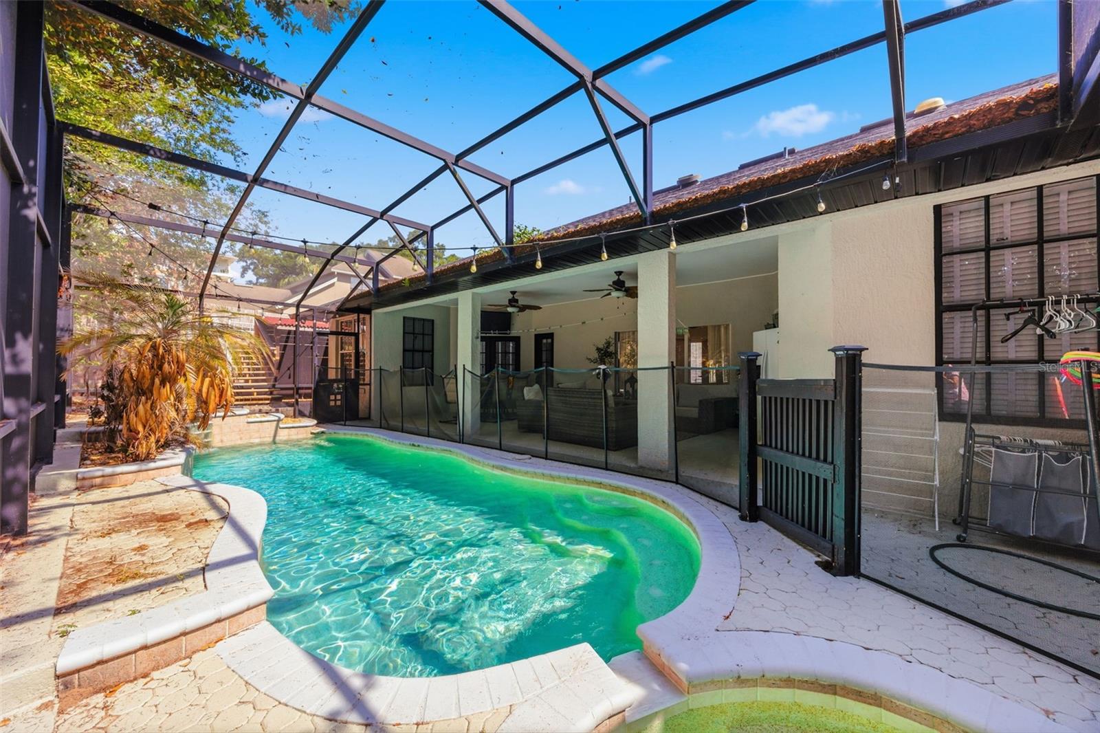SUNSHINE VIEW SUB - Residential