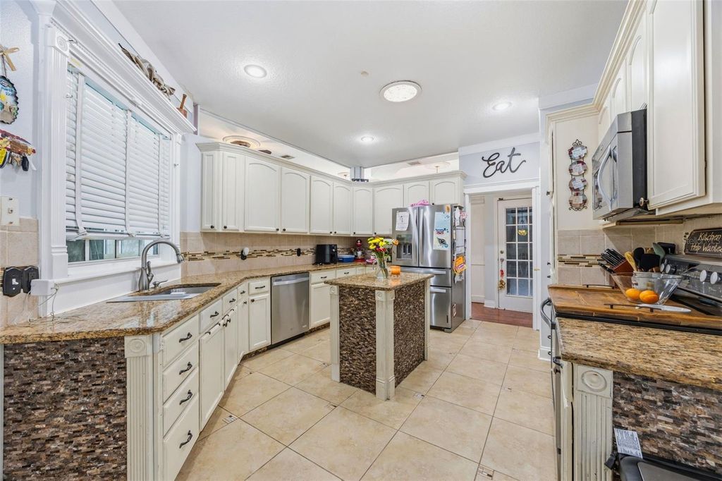 Photo of 13031 Sunshine View Court, Clermont, FL 34711 (MLS # TB8504368)