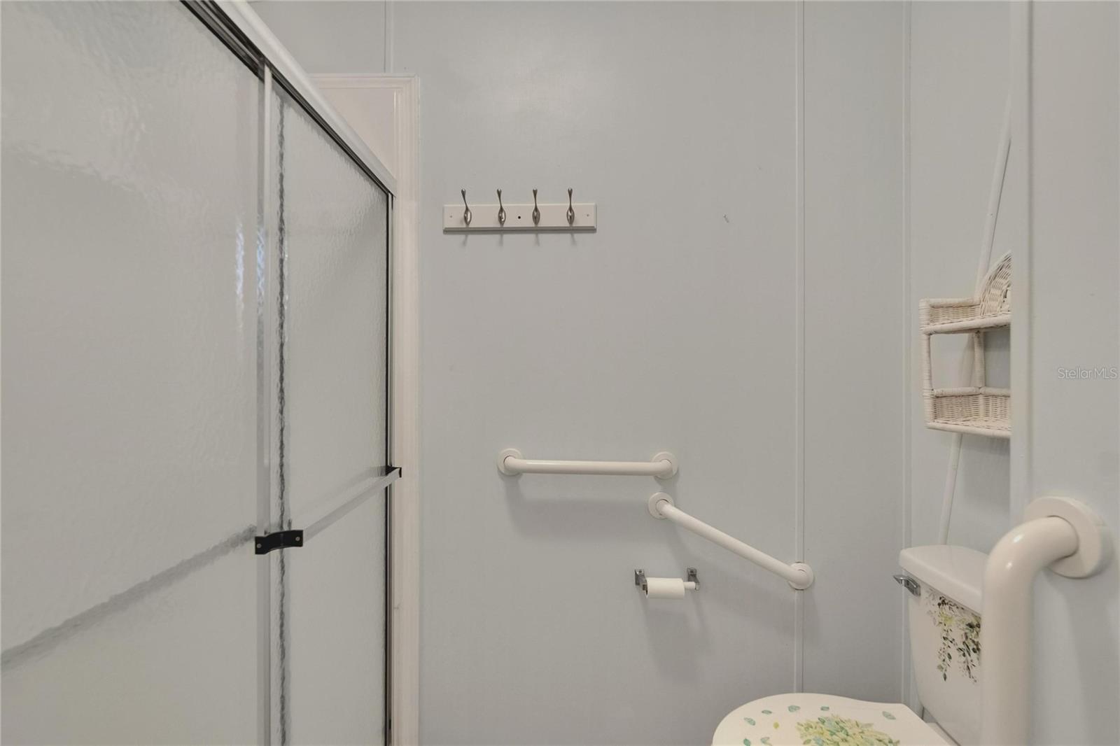 FOXWOOD LAKE ESTATES - Residential