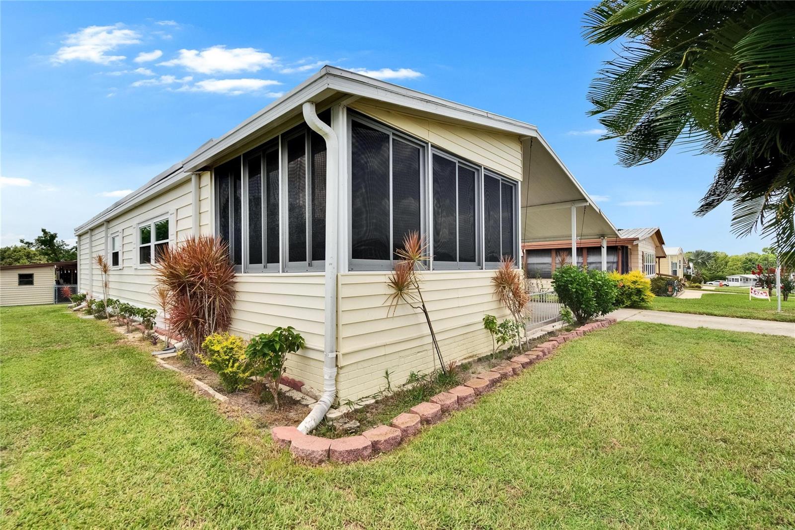 FOXWOOD LAKE ESTATES - Residential