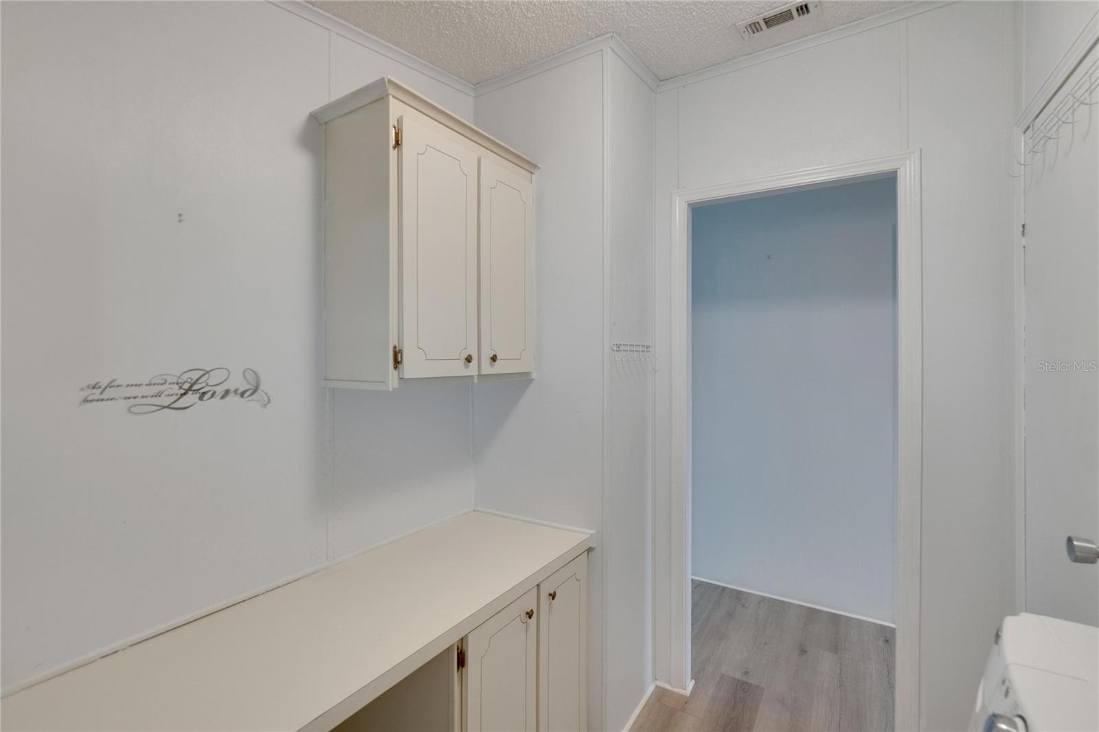 FOXWOOD LAKE ESTATES - Residential