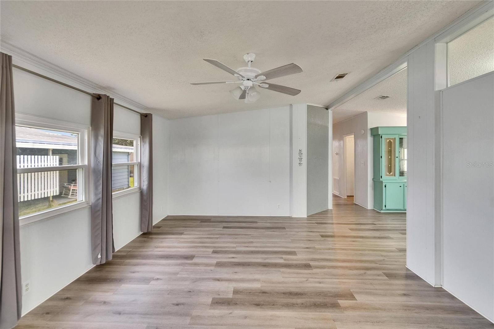 FOXWOOD LAKE ESTATES - Residential