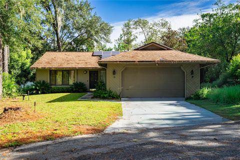 Photo of 55 Wildwood Trail, Deland, FL 32724 (MLS # V4944709)