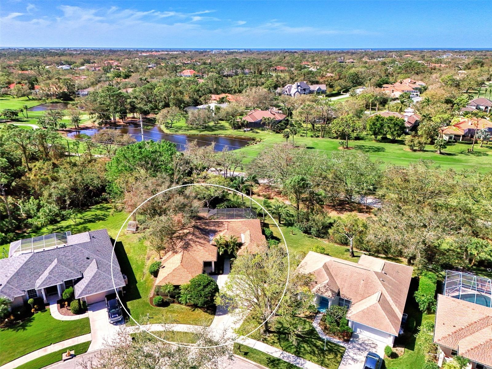524 OAK BAY DRIVE