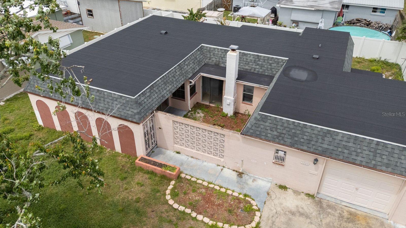 COLONIAL HILLS - Residential