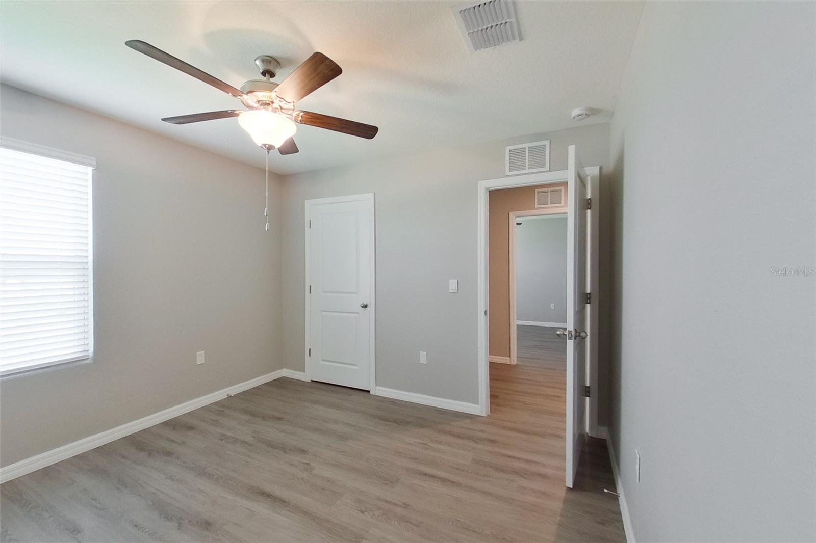 OCALA CROSSINGS - Residential Lease