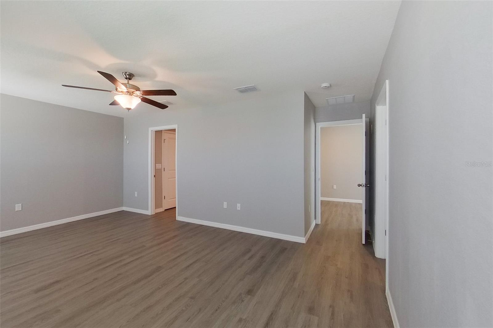 OCALA CROSSINGS - Residential Lease