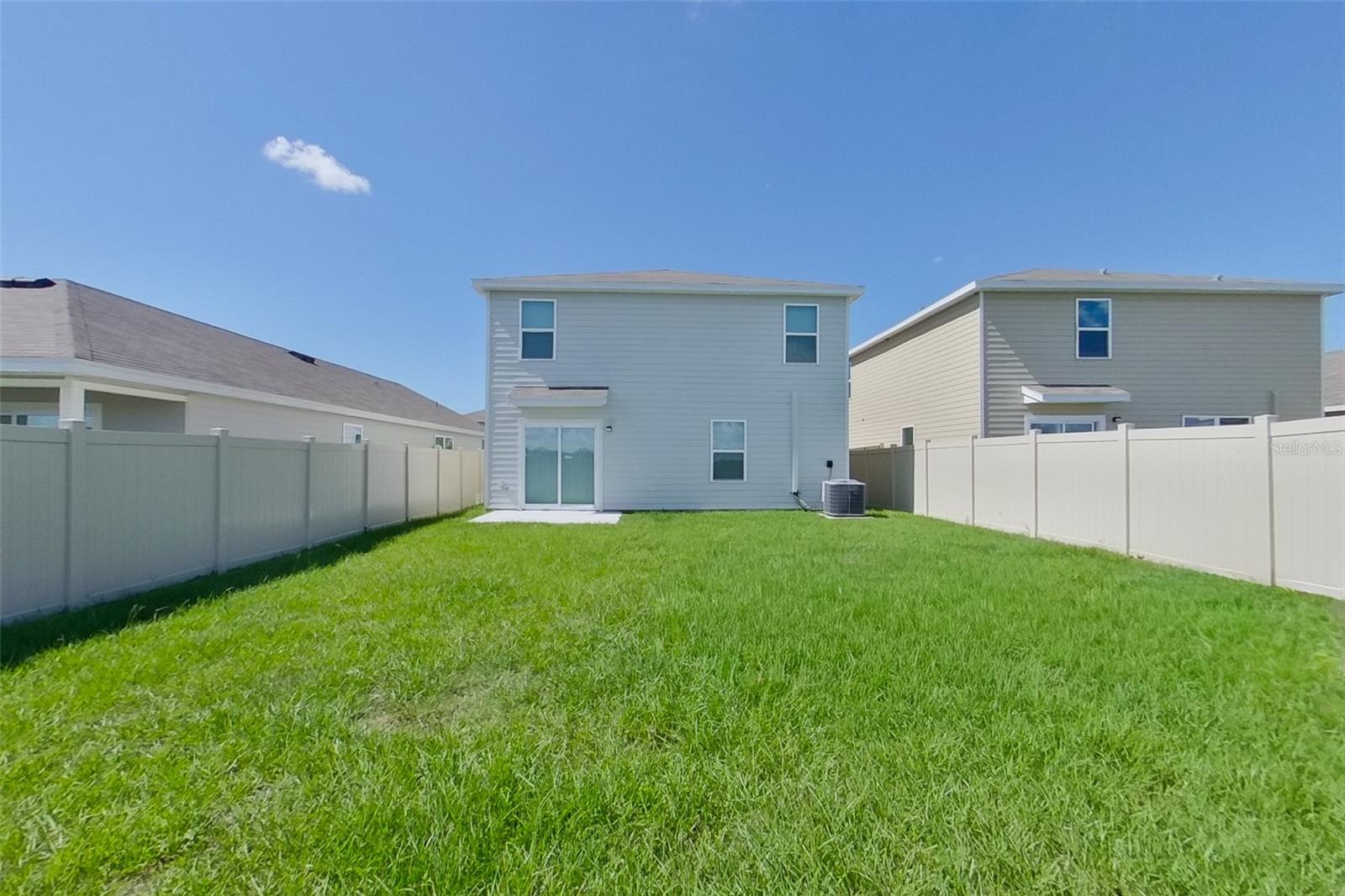 OCALA CROSSINGS - Residential Lease