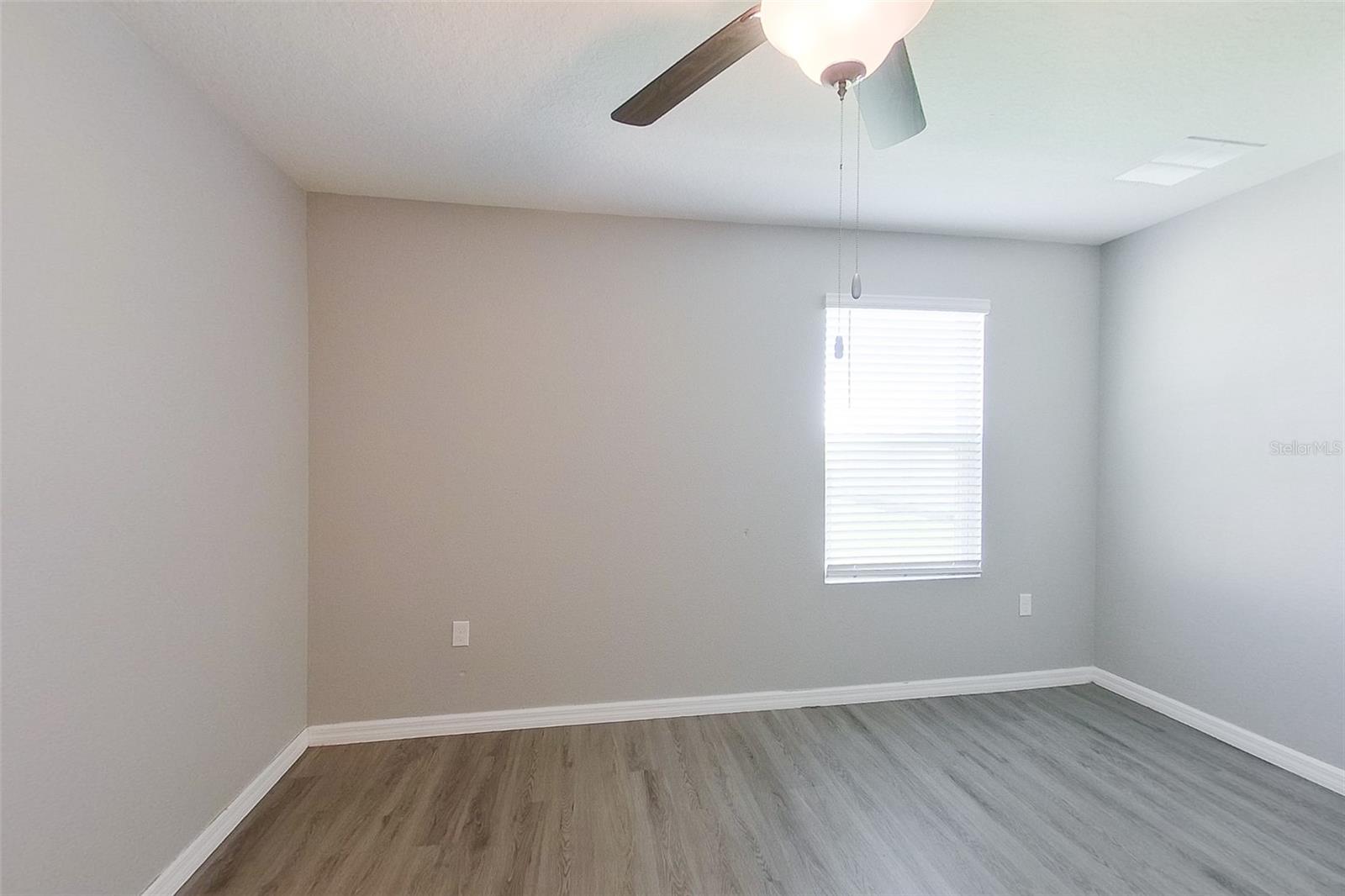 OCALA CROSSINGS - Residential Lease