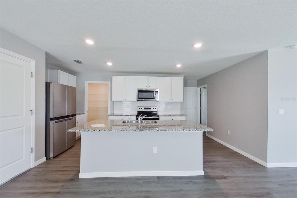 Photo of 8577 SW 43rd Terrace, Ocala, FL 34476 (MLS # O6358649)