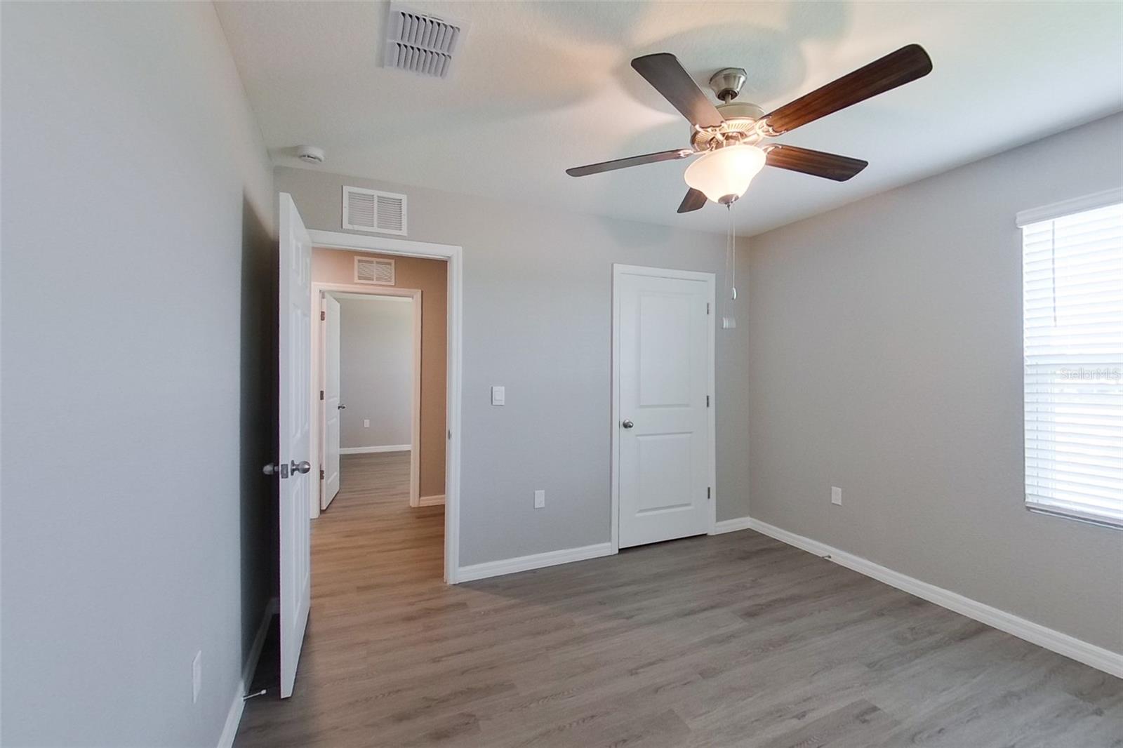 OCALA CROSSINGS - Residential Lease