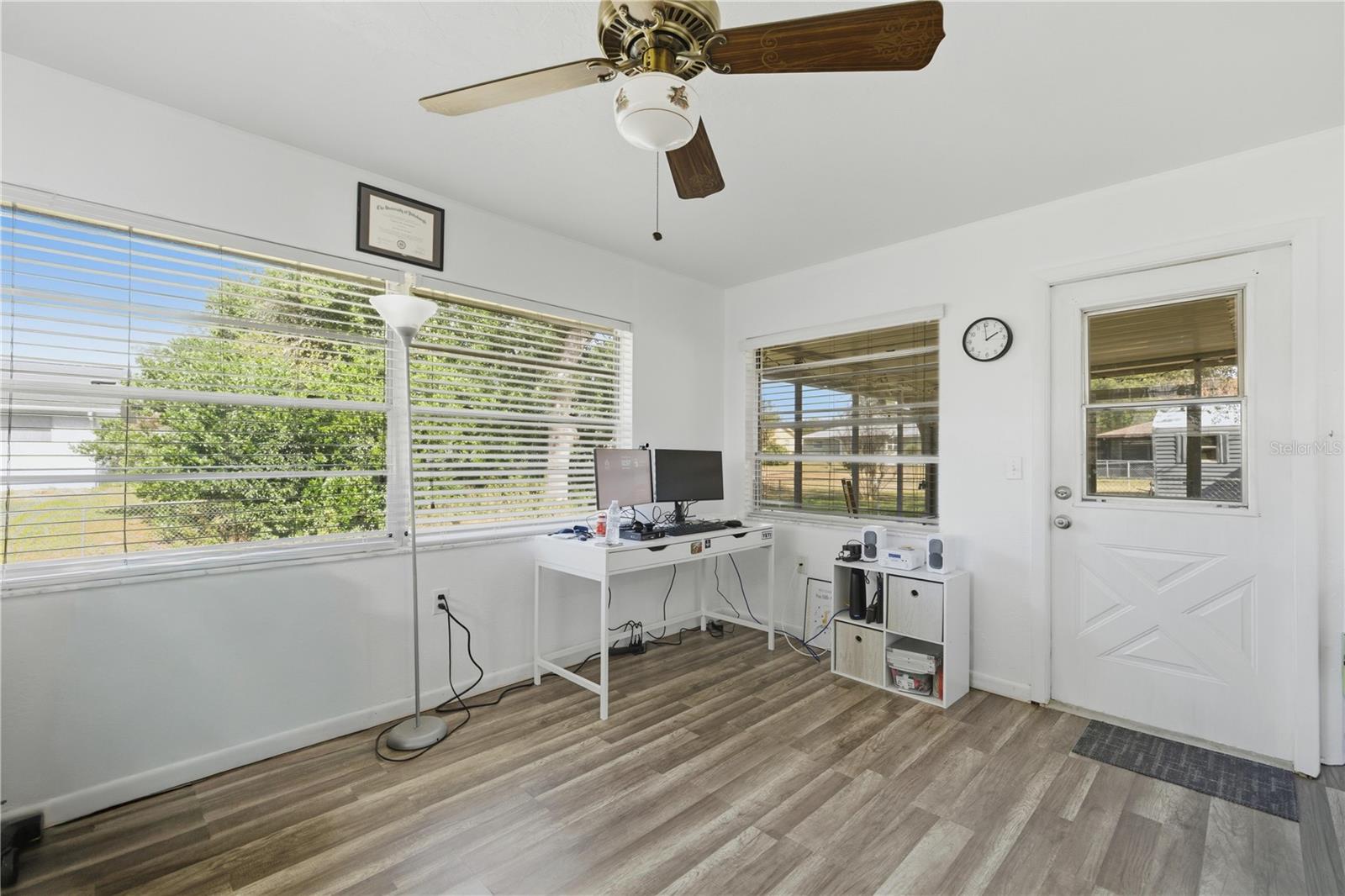 BEVERLY HILLS UNIT 08 PH 01 - Residential