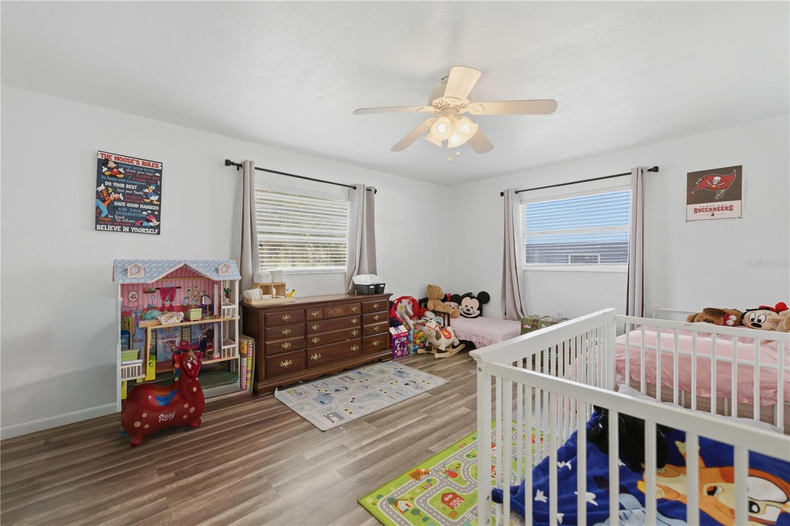 BEVERLY HILLS UNIT 08 PH 01 - Residential