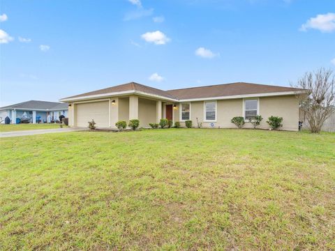 A home in BELLEVIEW