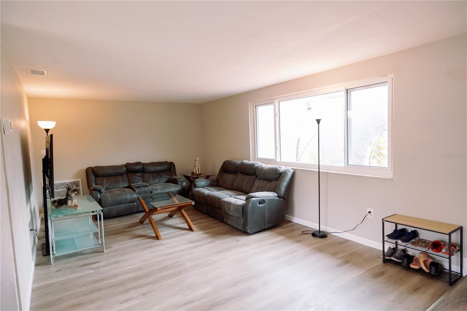 BEACON SQUARE - Residential