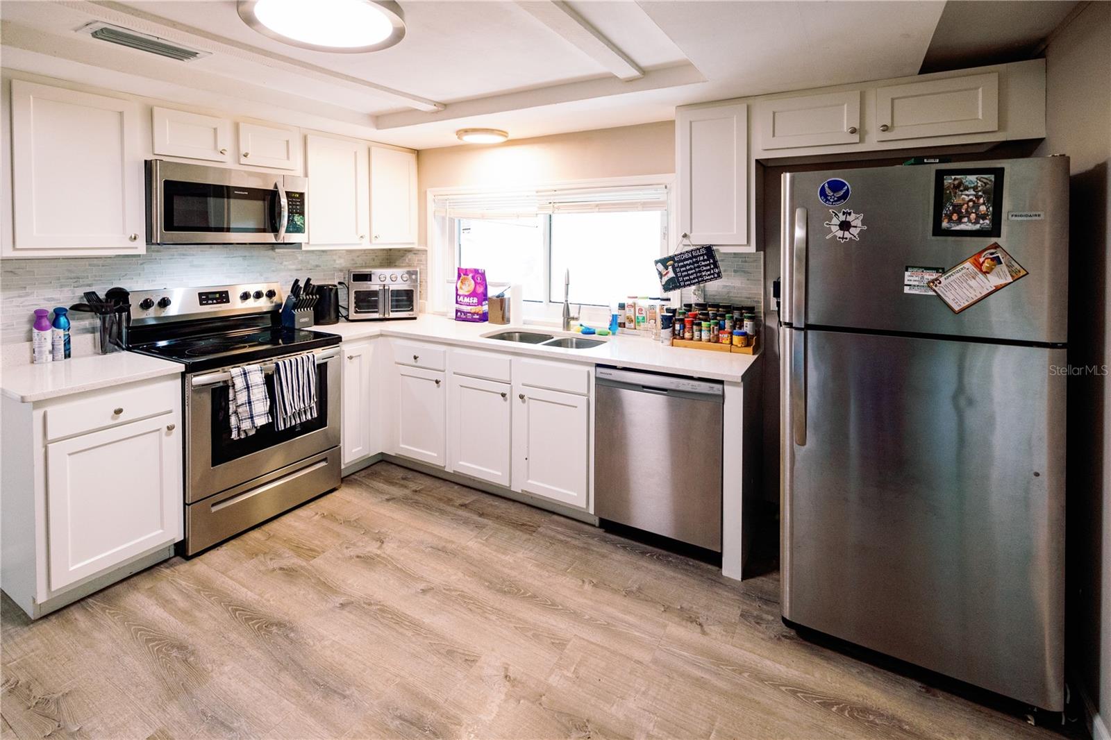 BEACON SQUARE - Residential