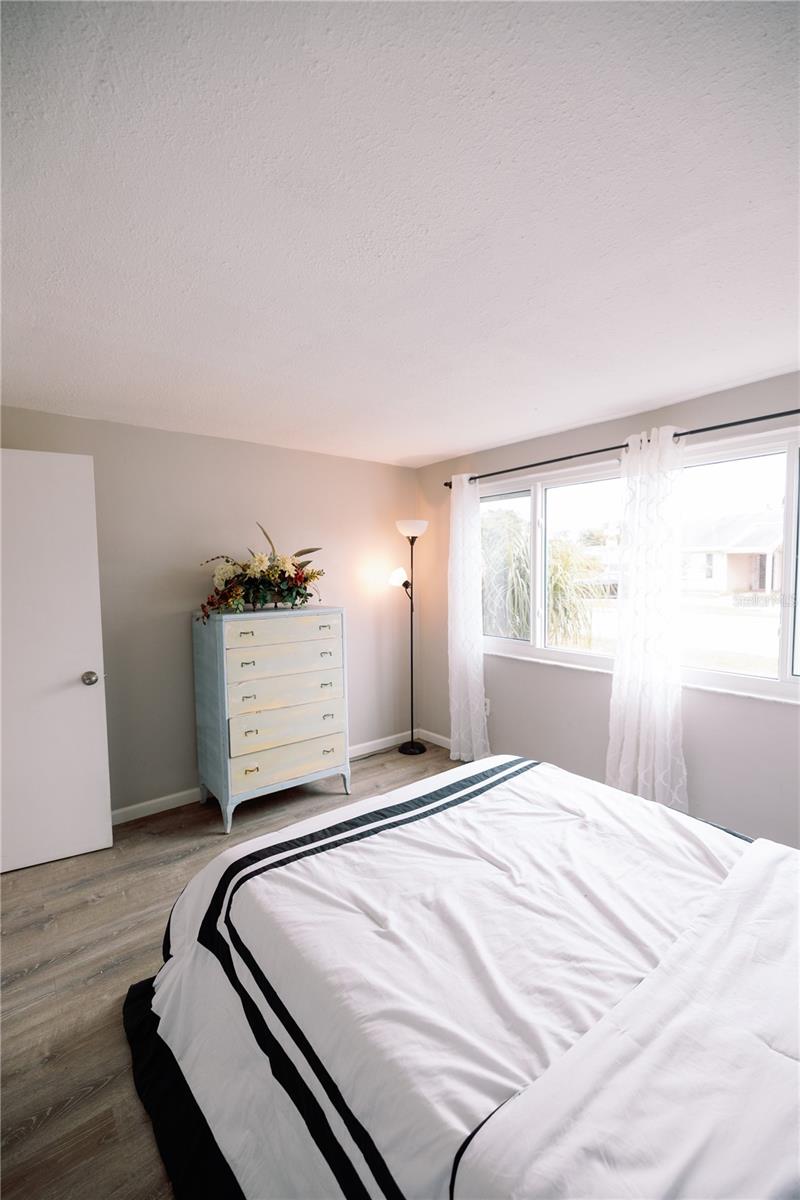 BEACON SQUARE - Residential