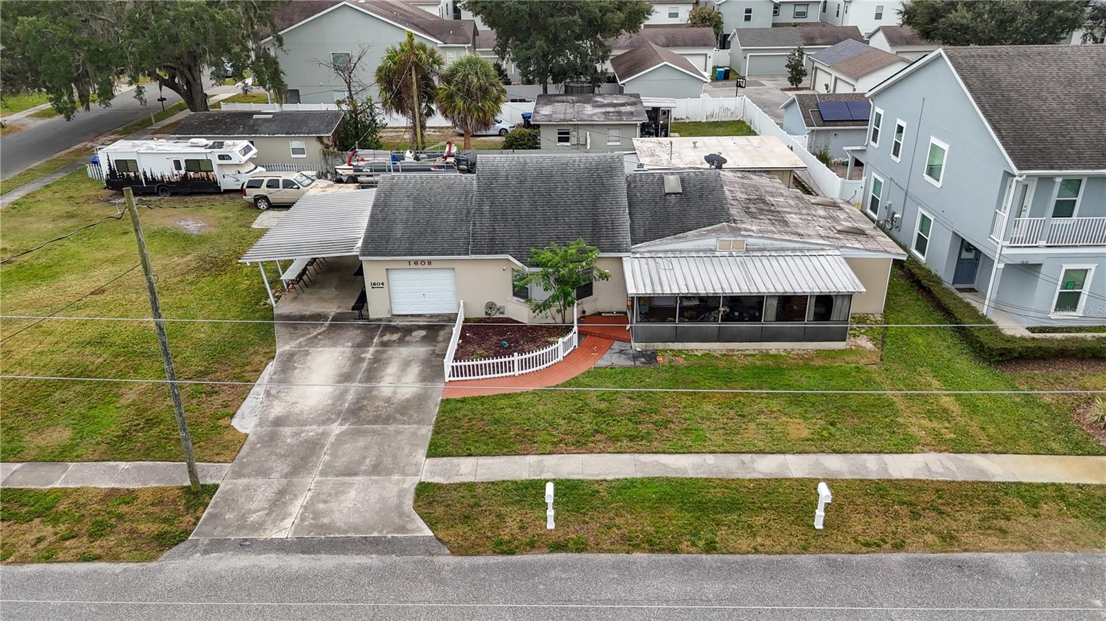 FAIRVILLA PARK - Residential