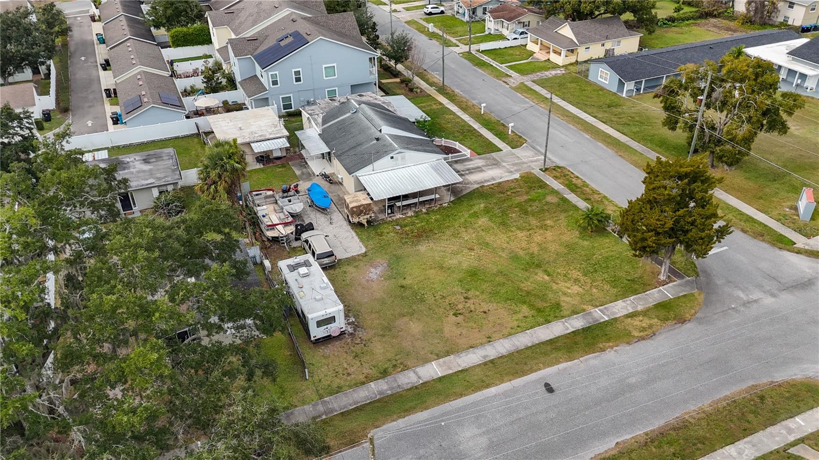 FAIRVILLA PARK - Residential