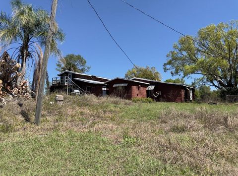 Photo of 9844 Poe Street, Leesburg, FL 34788 (MLS # G5110417)