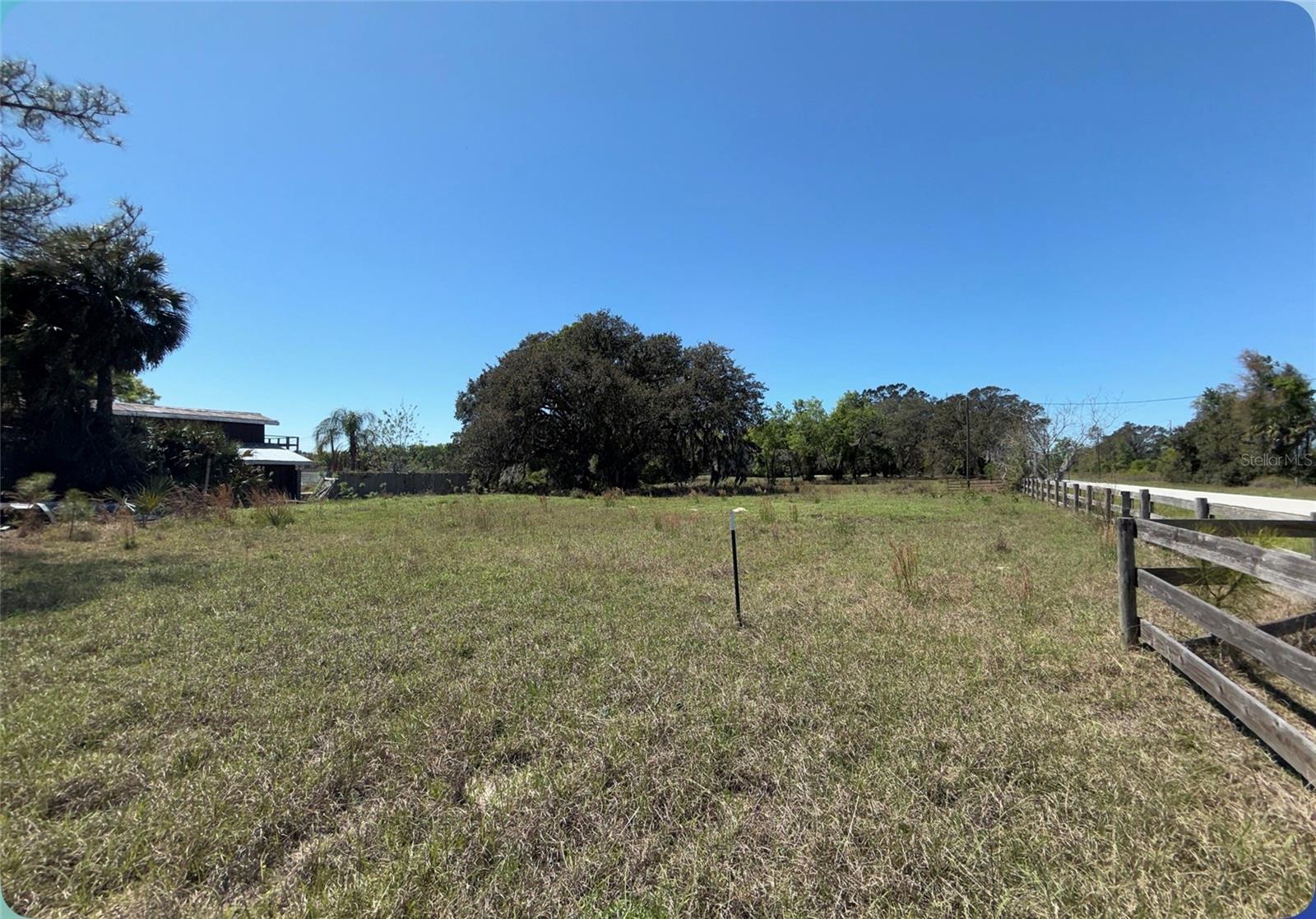 ACREAGE & UNREC - Residential