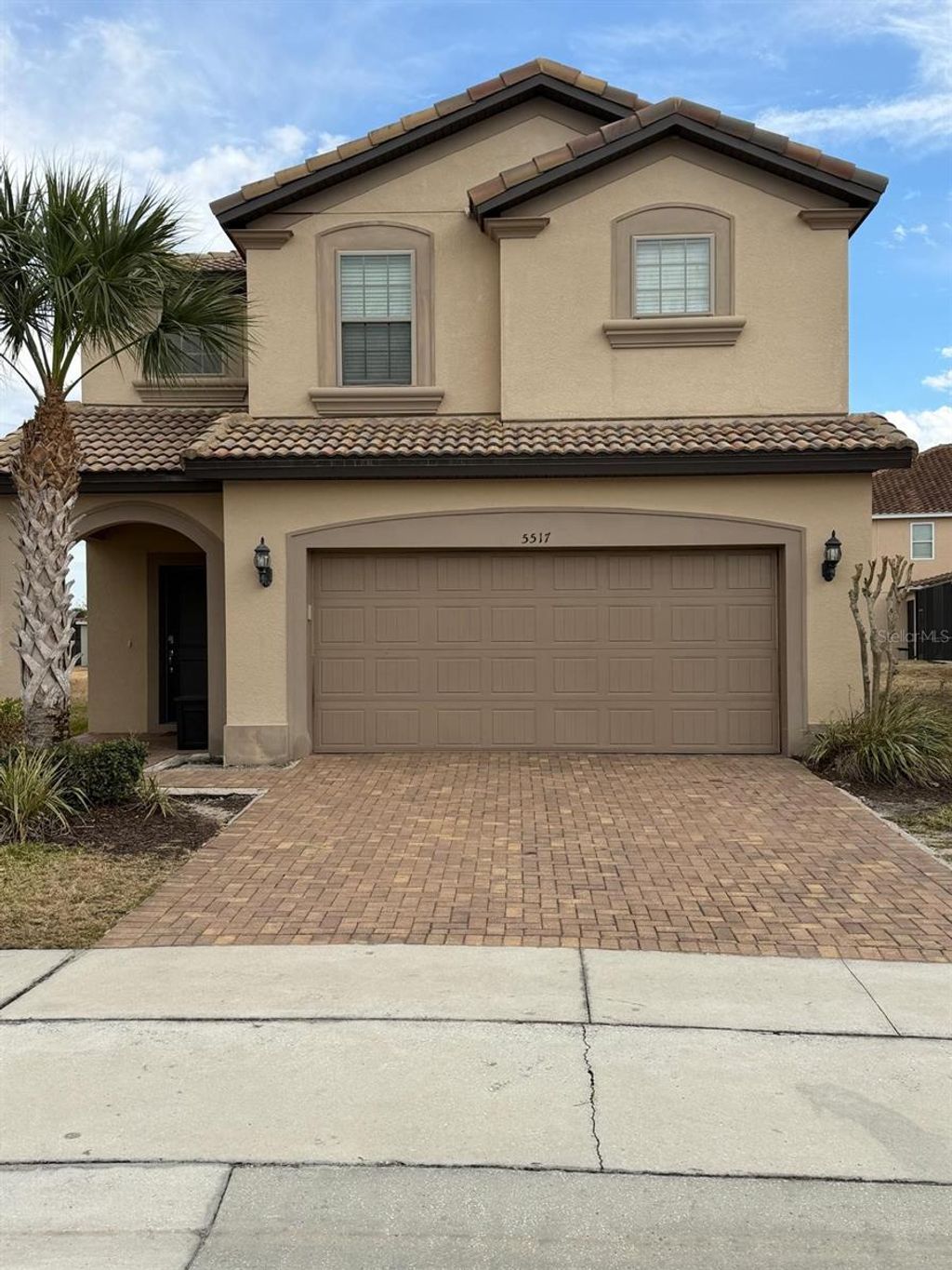 Photo of 5517 Misty Oak Circle, Davenport, FL 33837 (MLS # S5146987)