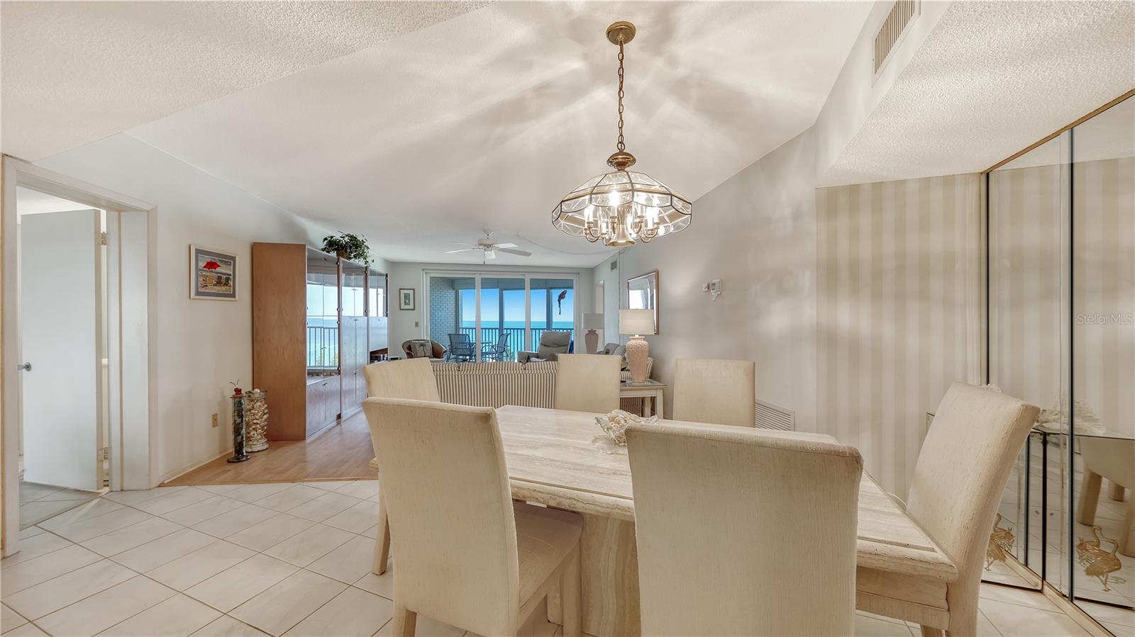 WESTCHESTER APTS - Residential