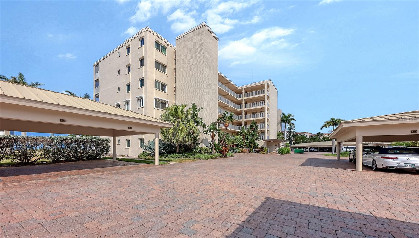 4825 GULF OF MEXICO DRIVE 504