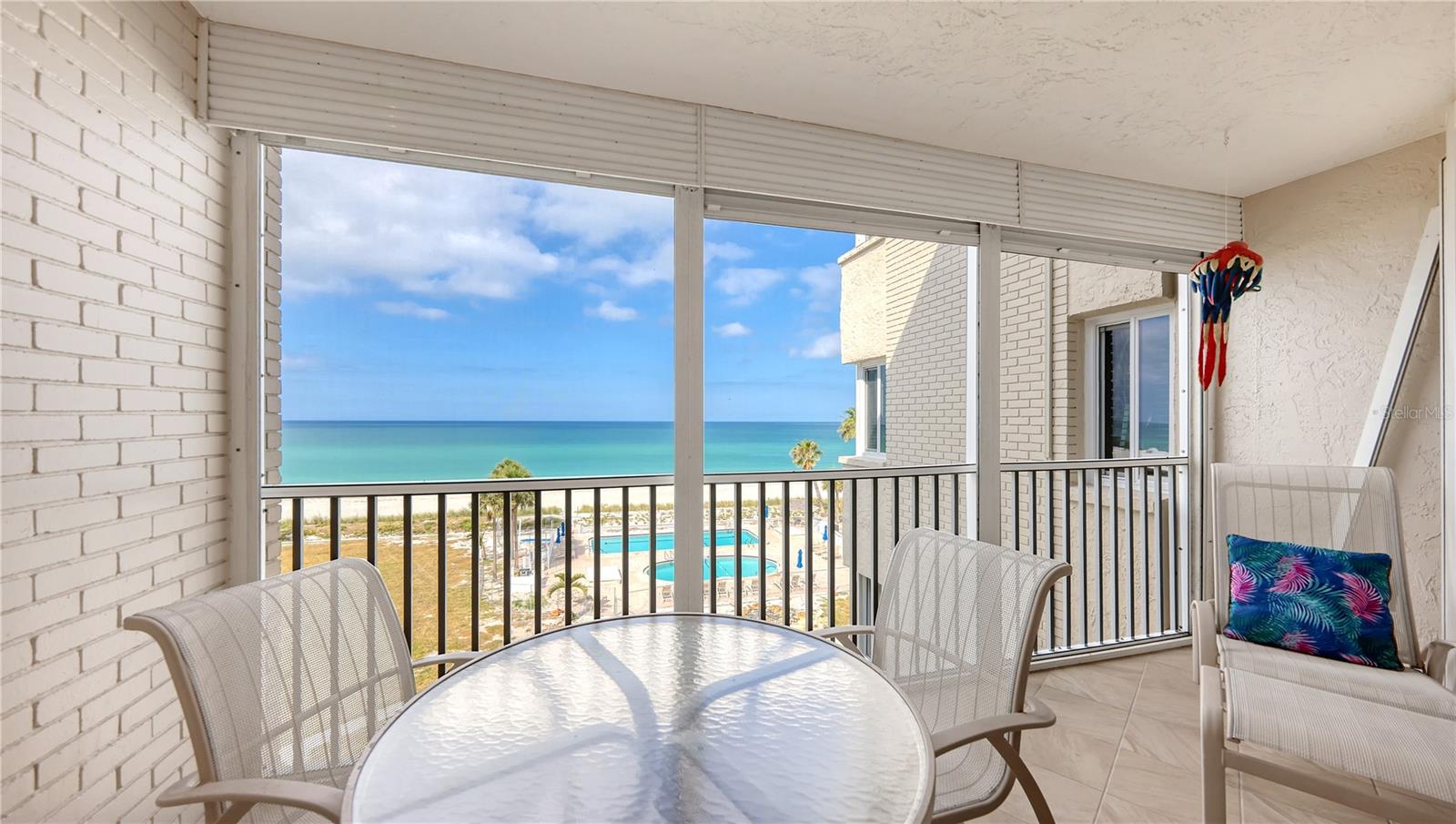 WESTCHESTER APTS - Residential