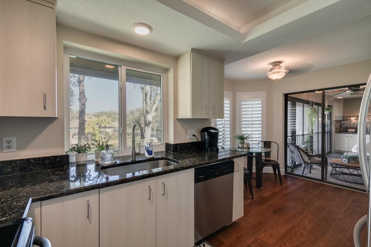 LANDMARK OAKS CONDO - Residential Lease