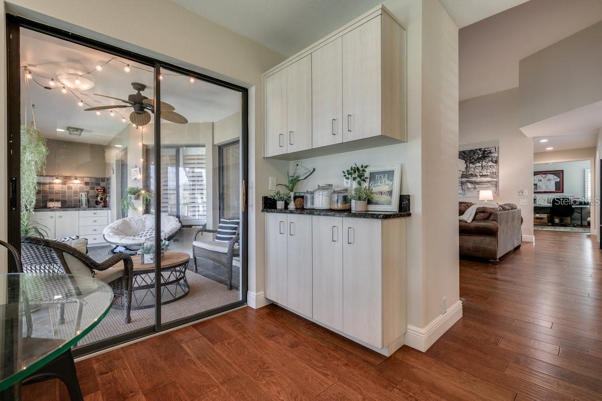 LANDMARK OAKS CONDO - Residential Lease