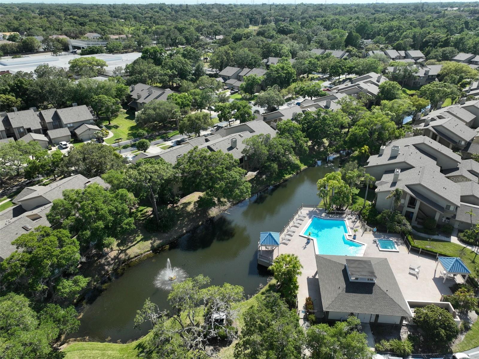 LANDMARK OAKS CONDO - Residential Lease