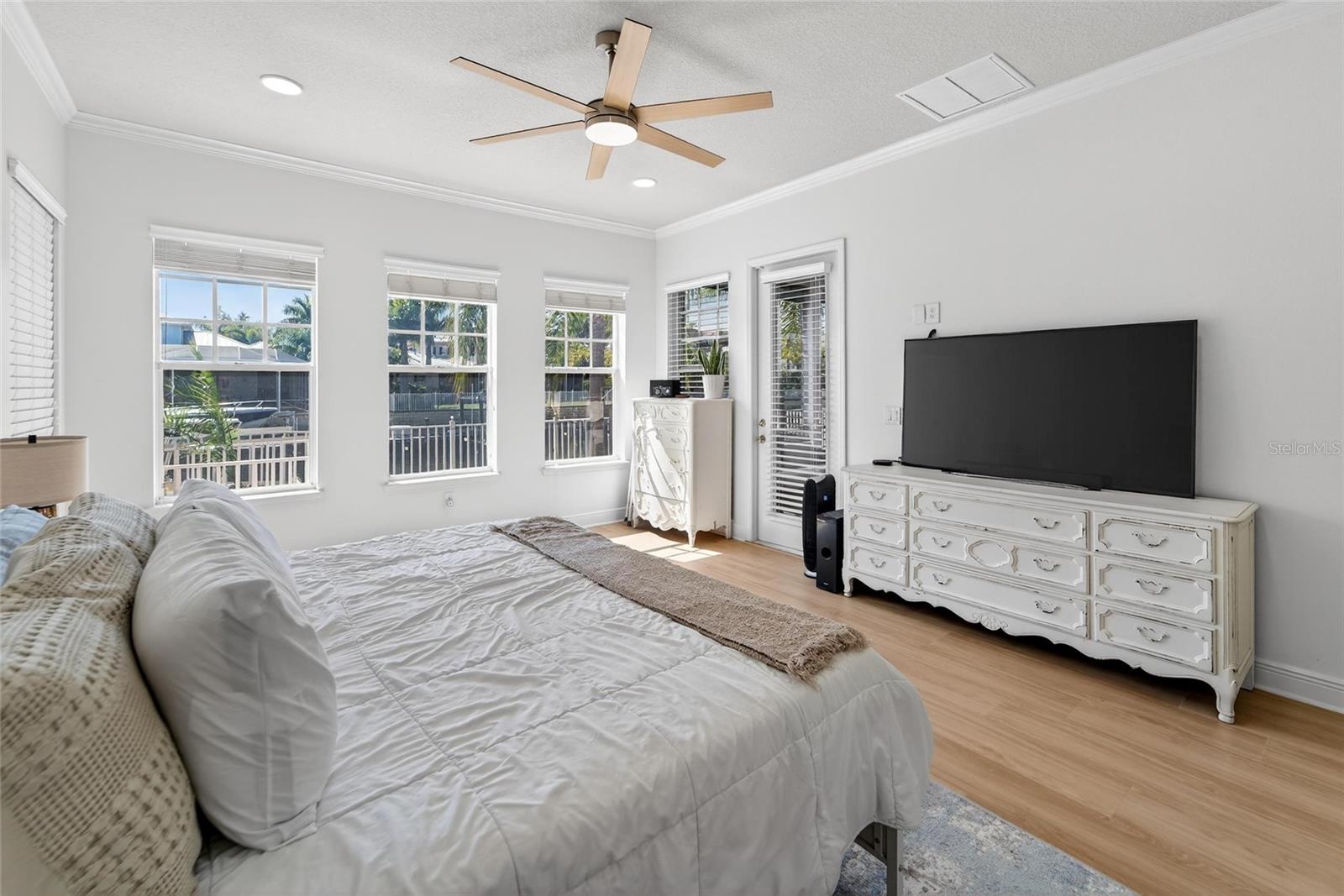 MIRABAY PH 2A-2 - Residential