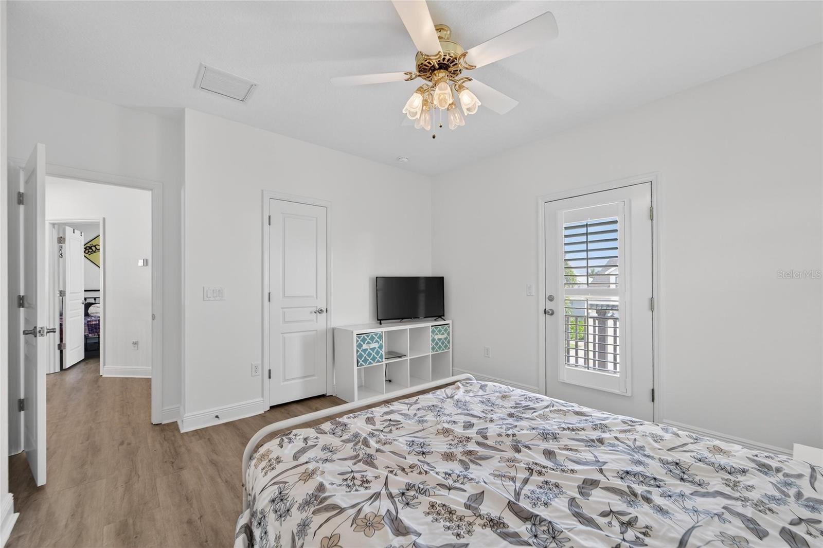 MIRABAY PH 2A-2 - Residential