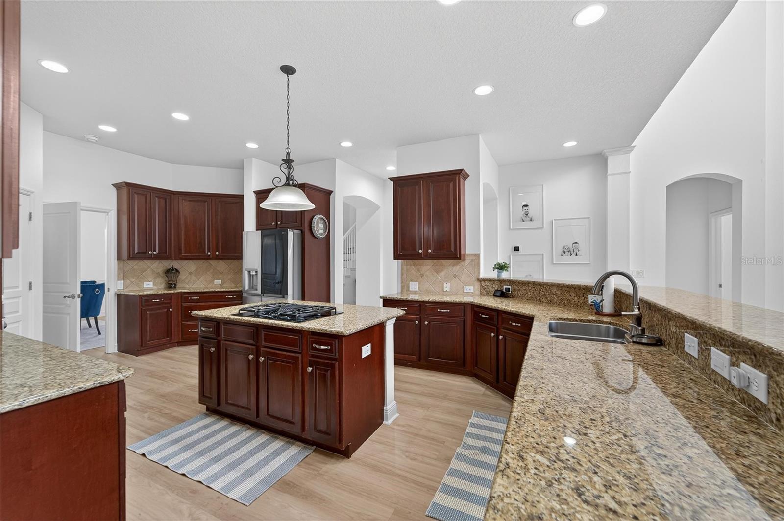 MIRABAY PH 2A-2 - Residential