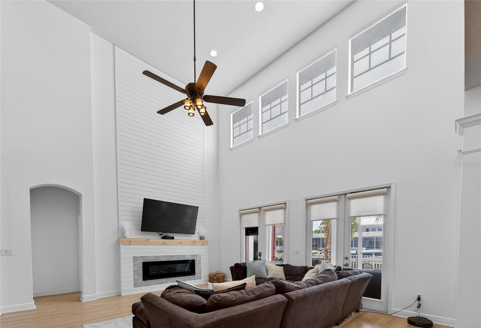 MIRABAY PH 2A-2 - Residential