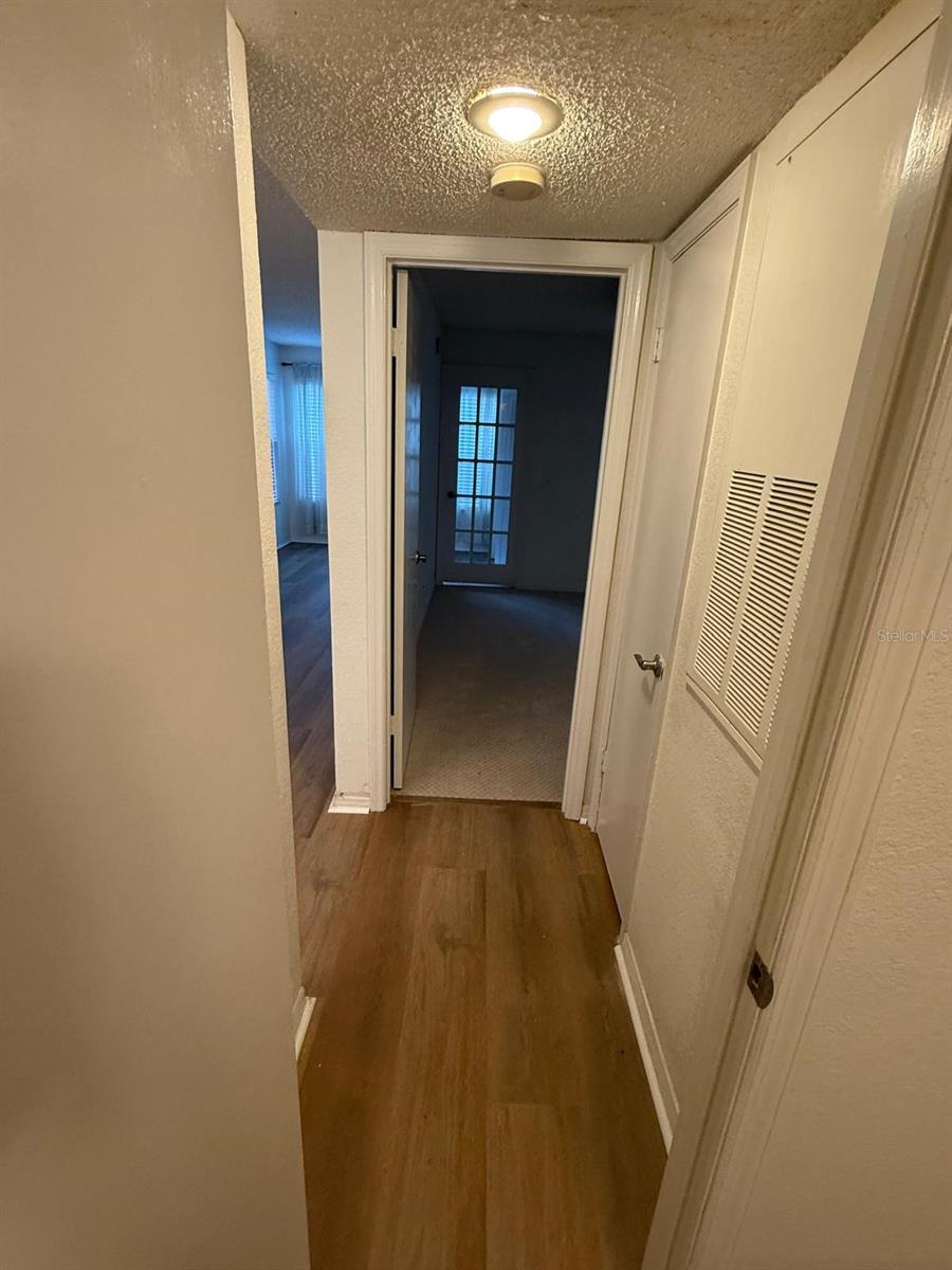 RESIDENCES AT VILLA MEDICI CONDOMINIUM 8499/4131 & - Residential Lease