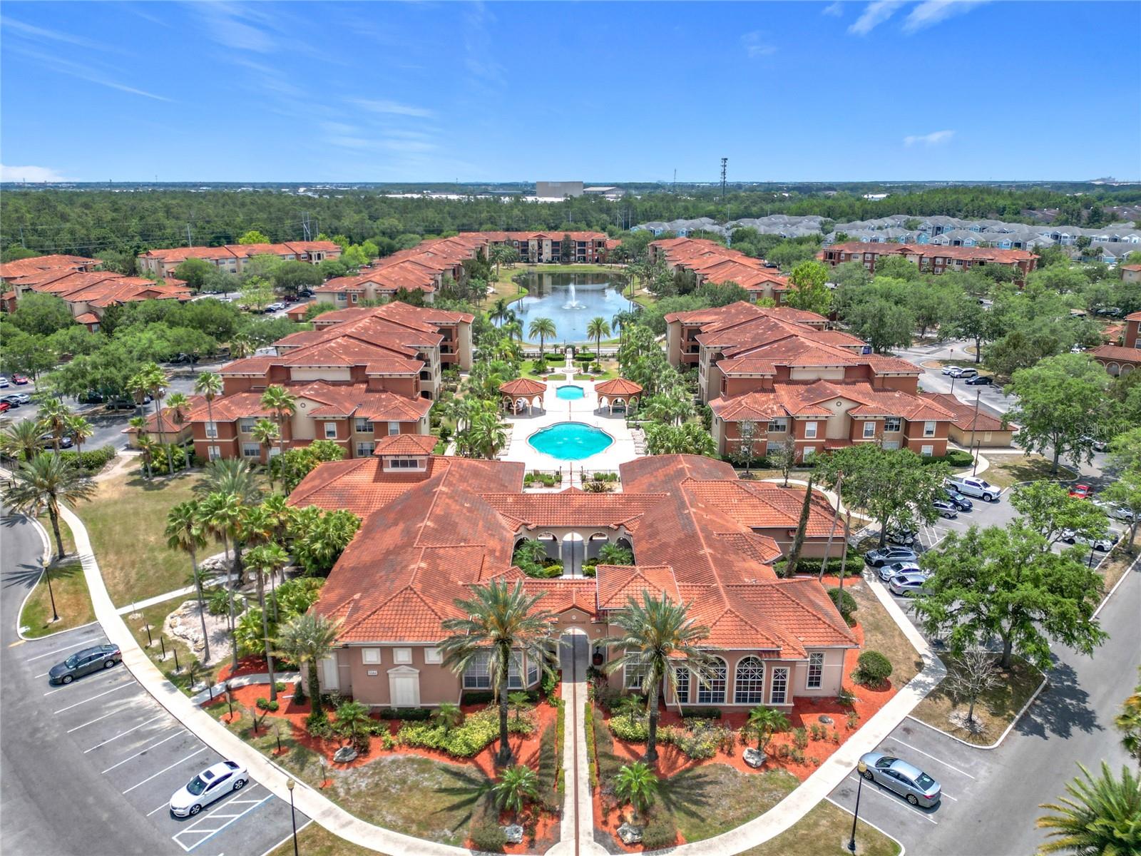 PALMS CLUB CONDO - Residential Lease