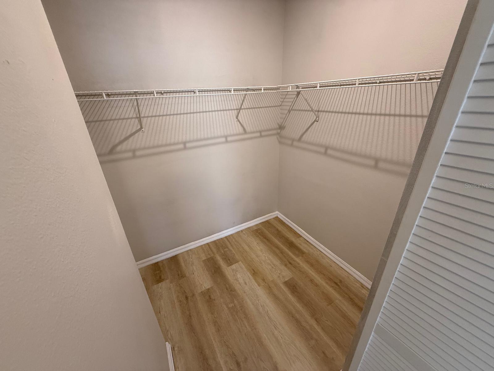 PALMS CLUB CONDO - Residential Lease