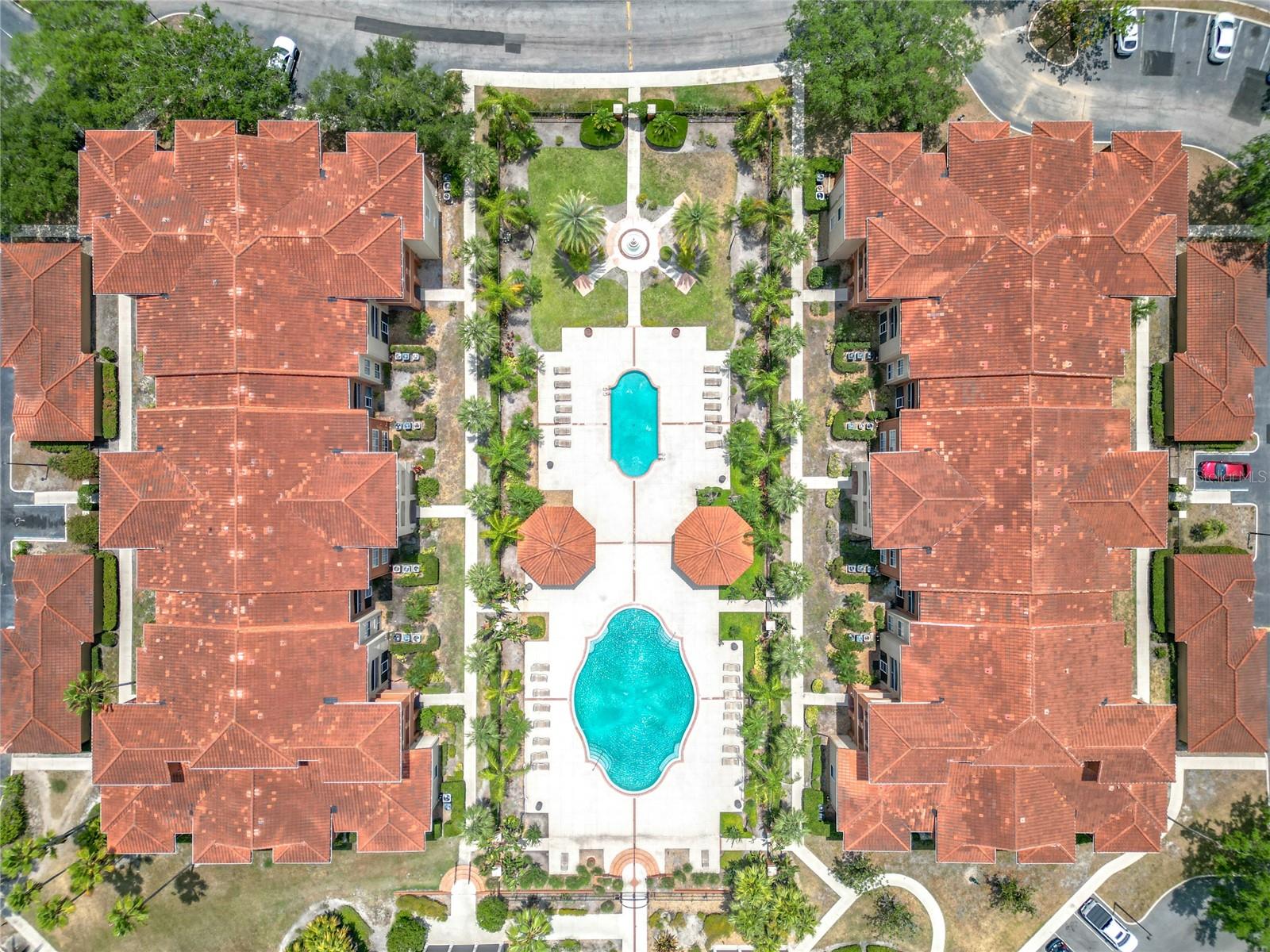 PALMS CLUB CONDO - Residential Lease