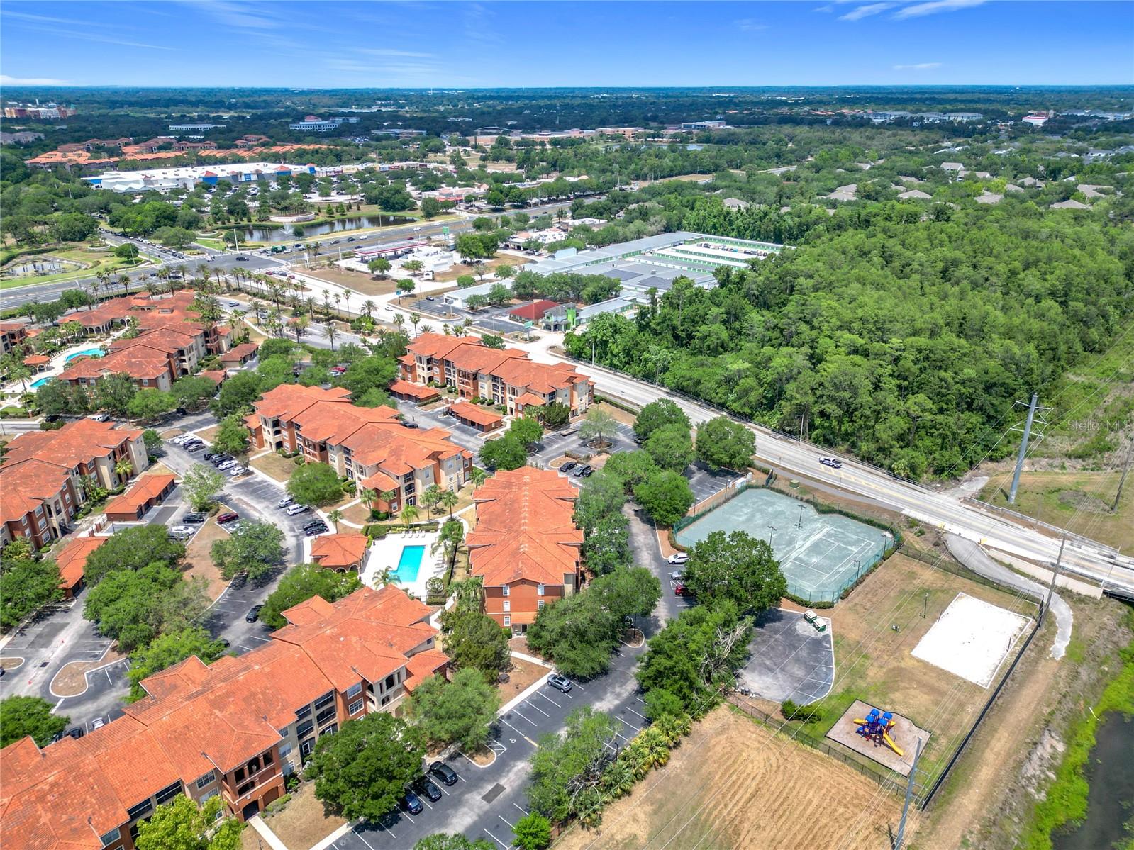 PALMS CLUB CONDO - Residential Lease