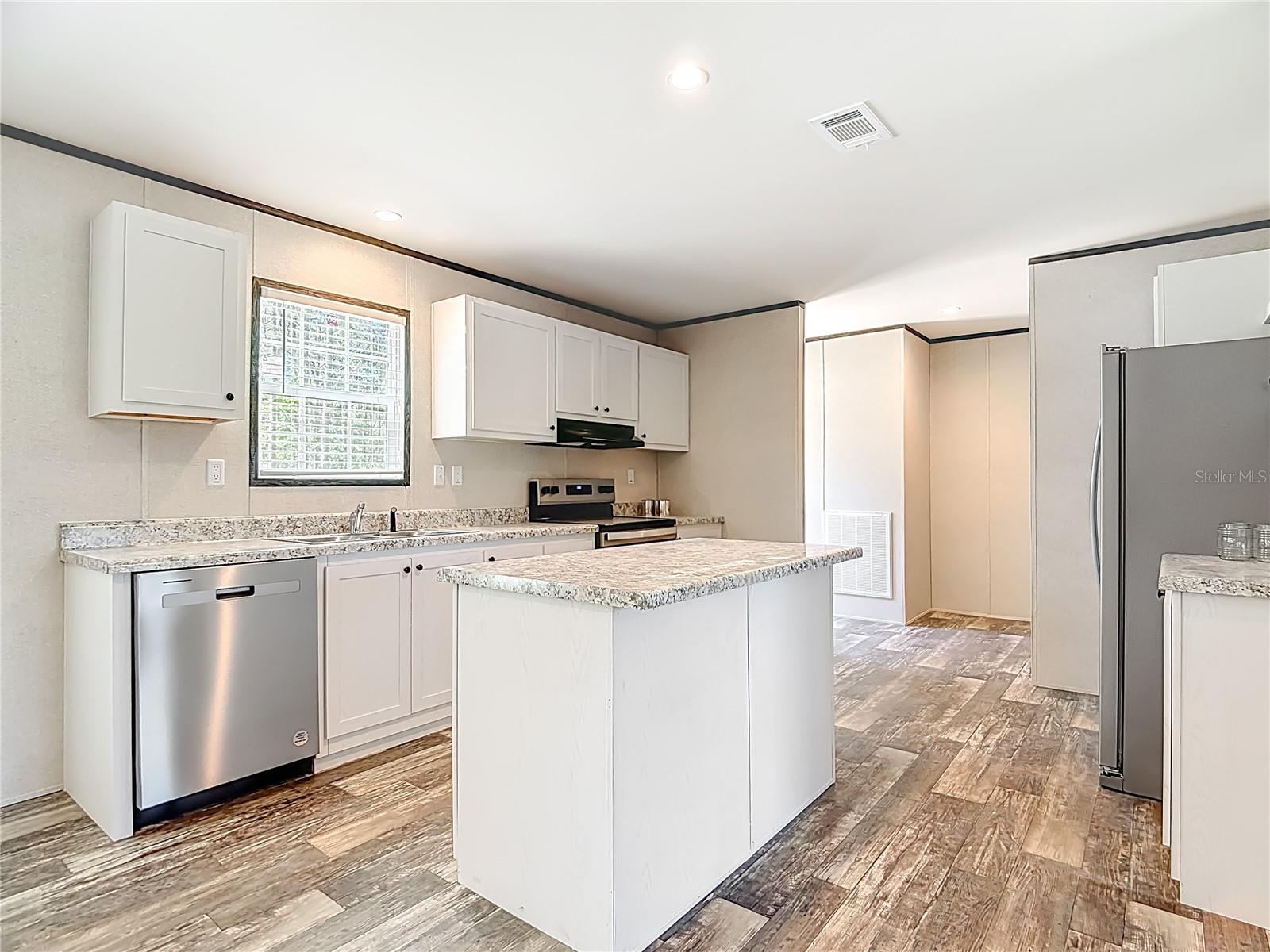 MONEYTREE RANCHETTES SUB - Residential