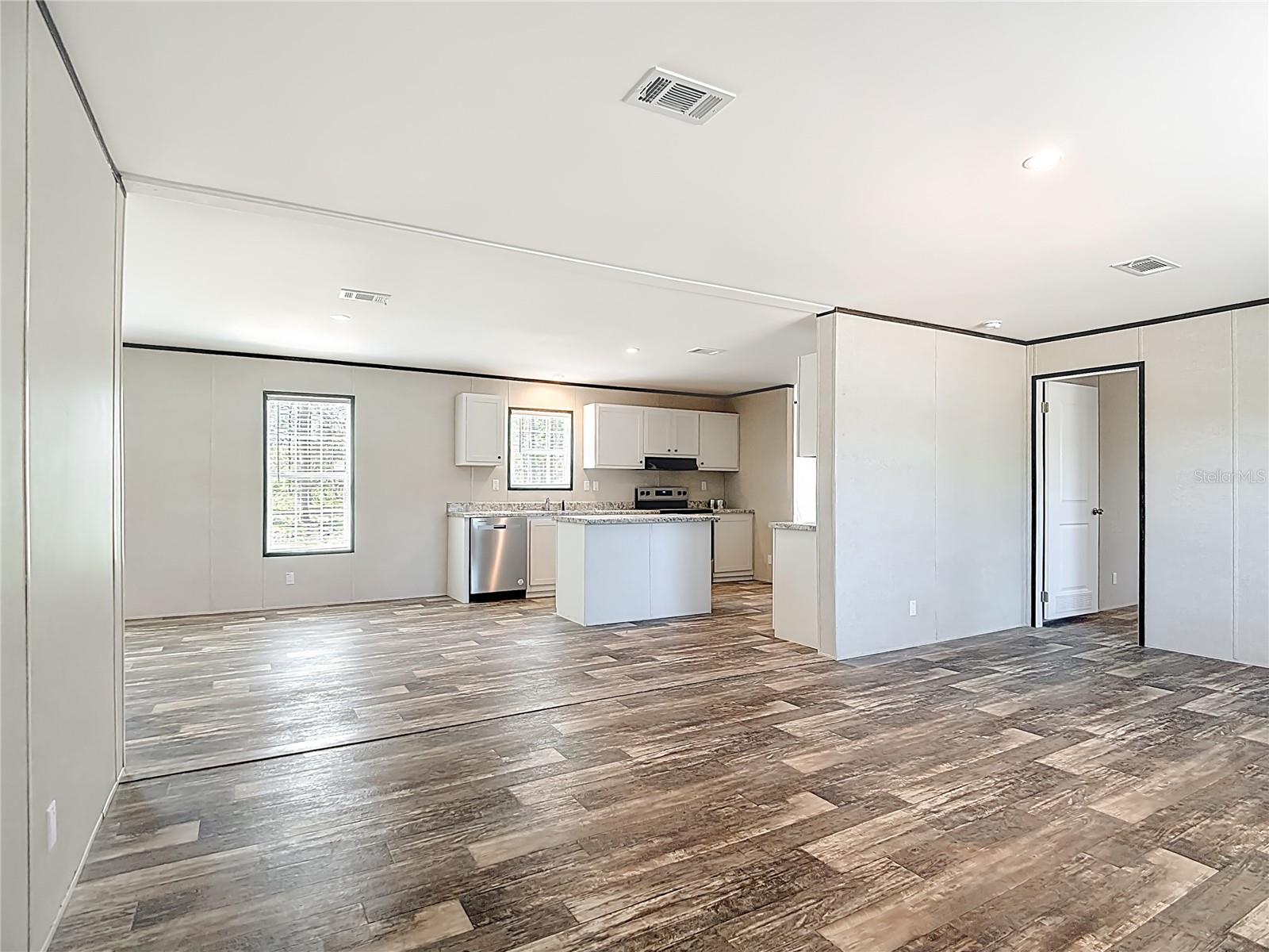 MONEYTREE RANCHETTES SUB - Residential