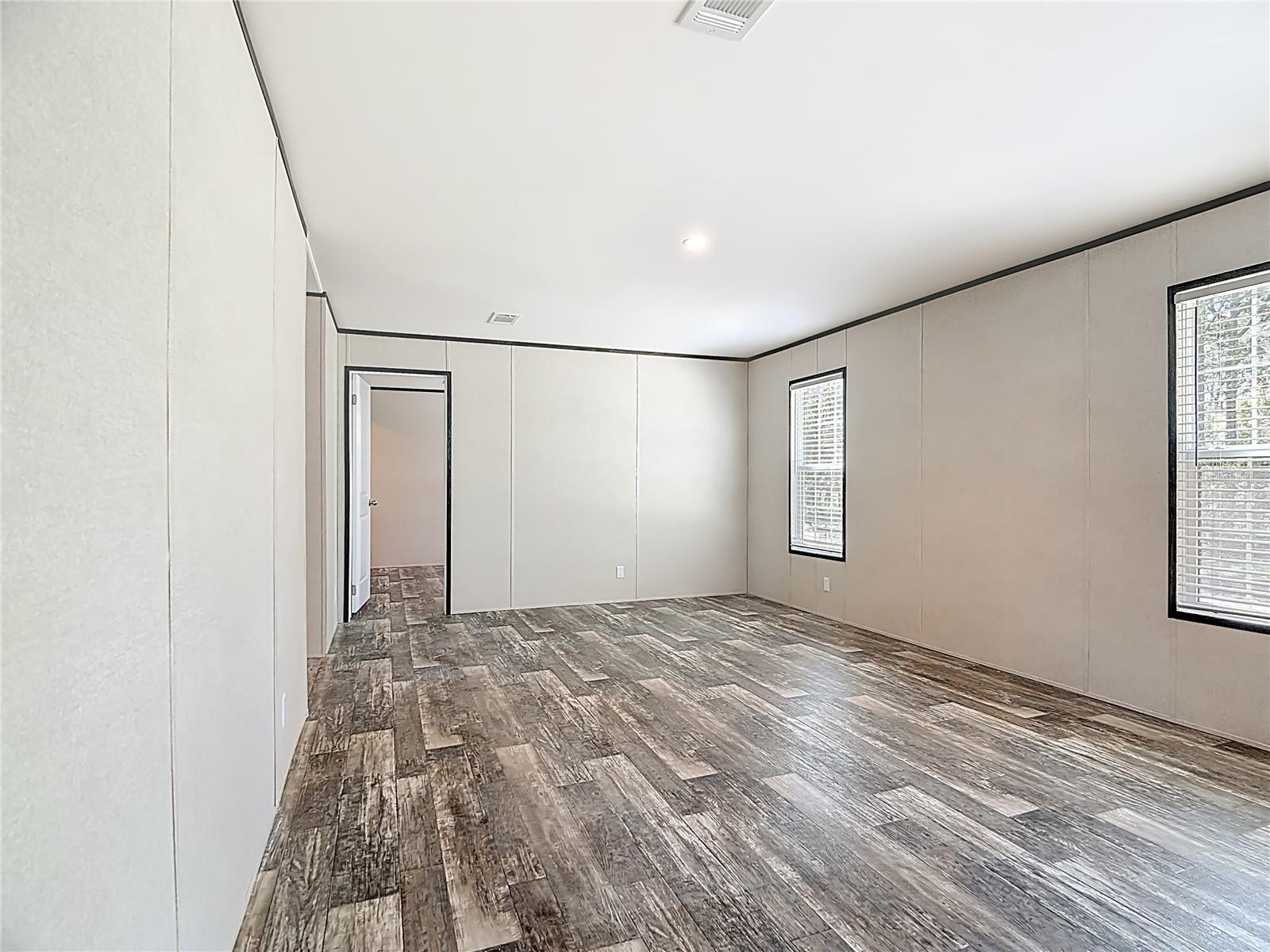 MONEYTREE RANCHETTES SUB - Residential