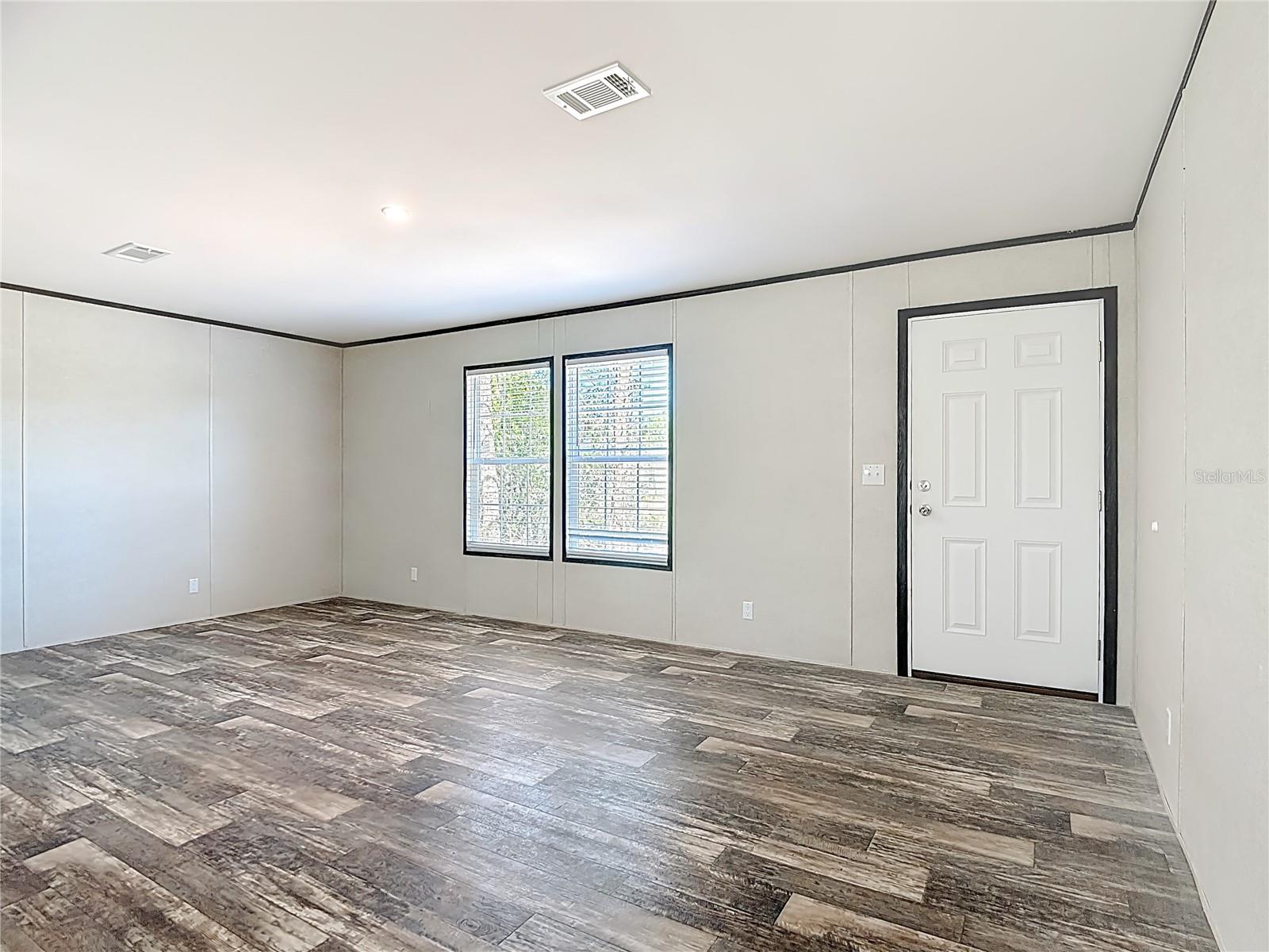 MONEYTREE RANCHETTES SUB - Residential