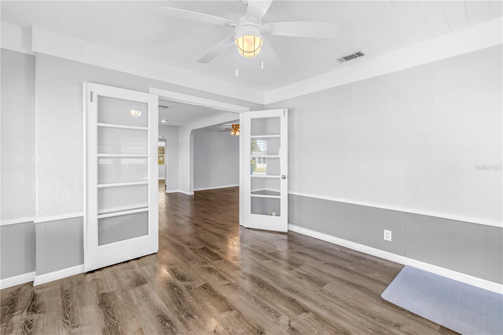 SNELL SHORES - Residential