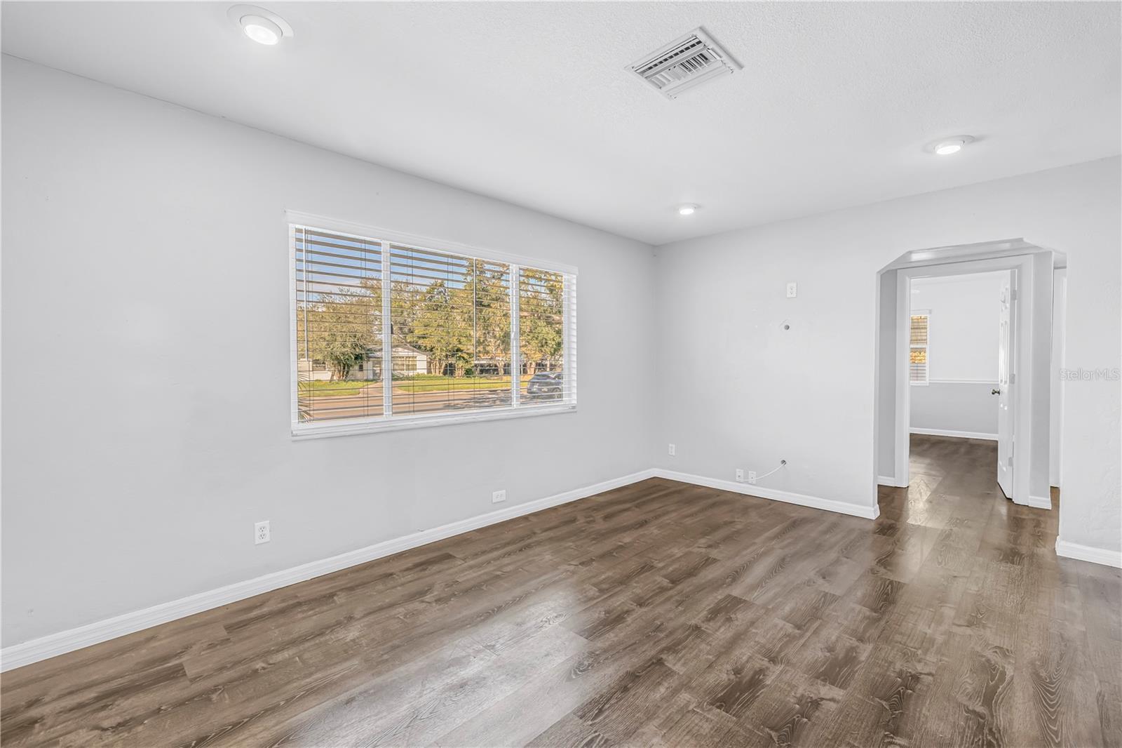 SNELL SHORES - Residential