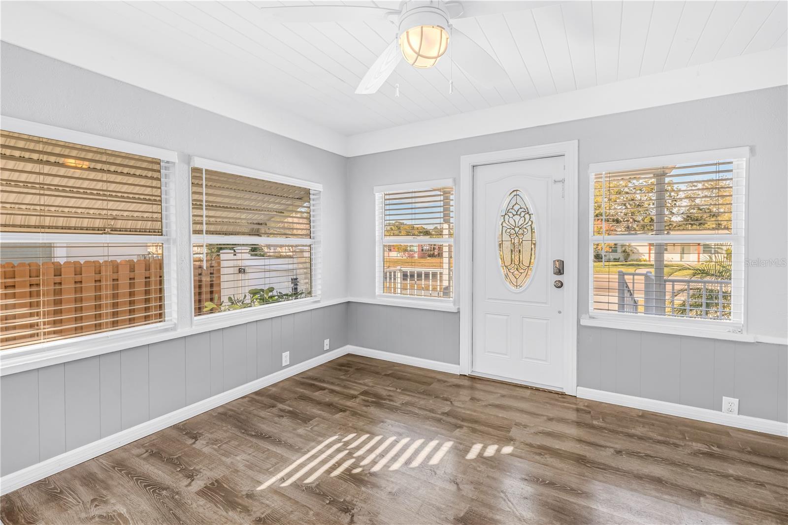 SNELL SHORES - Residential