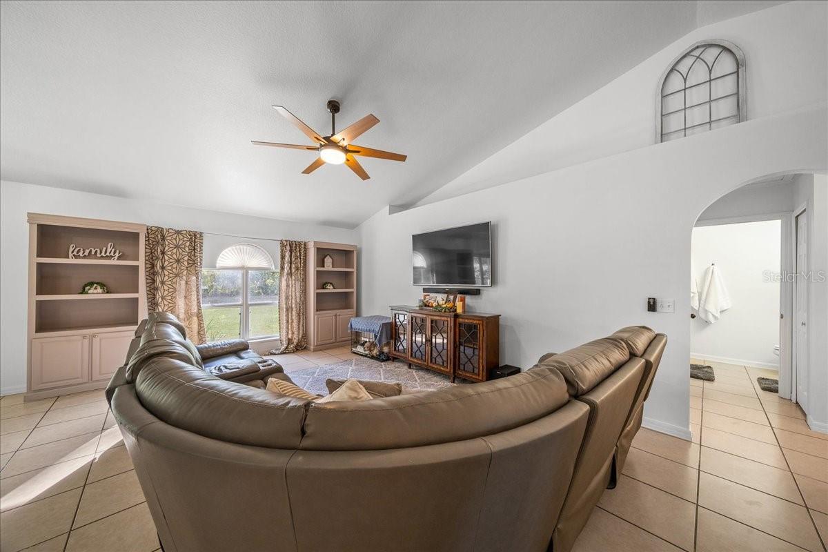 MARION OAKS UN 7 - Residential